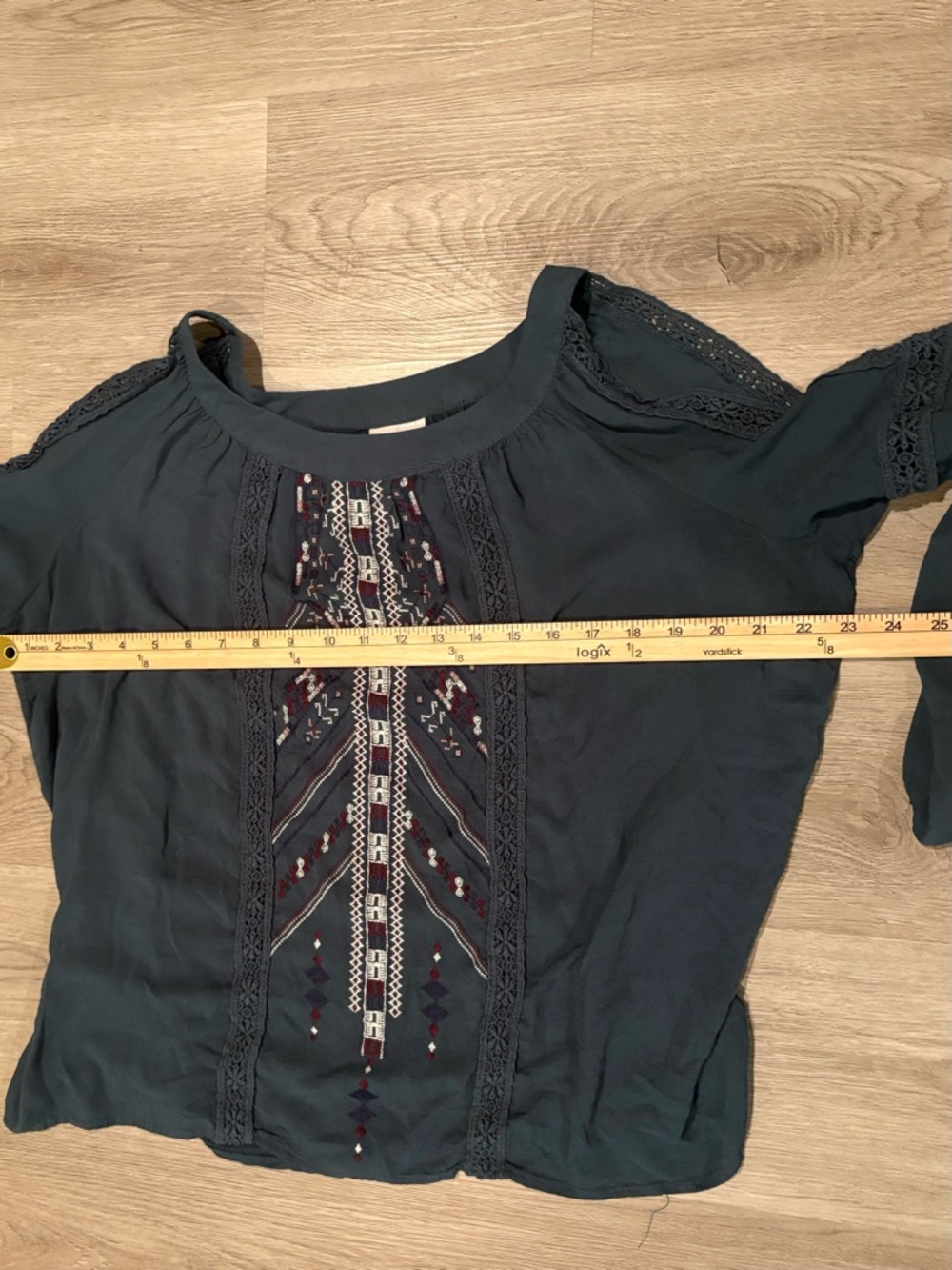 KNOX ROSE Embroidered Lace Blouse - Picture 10 of 11